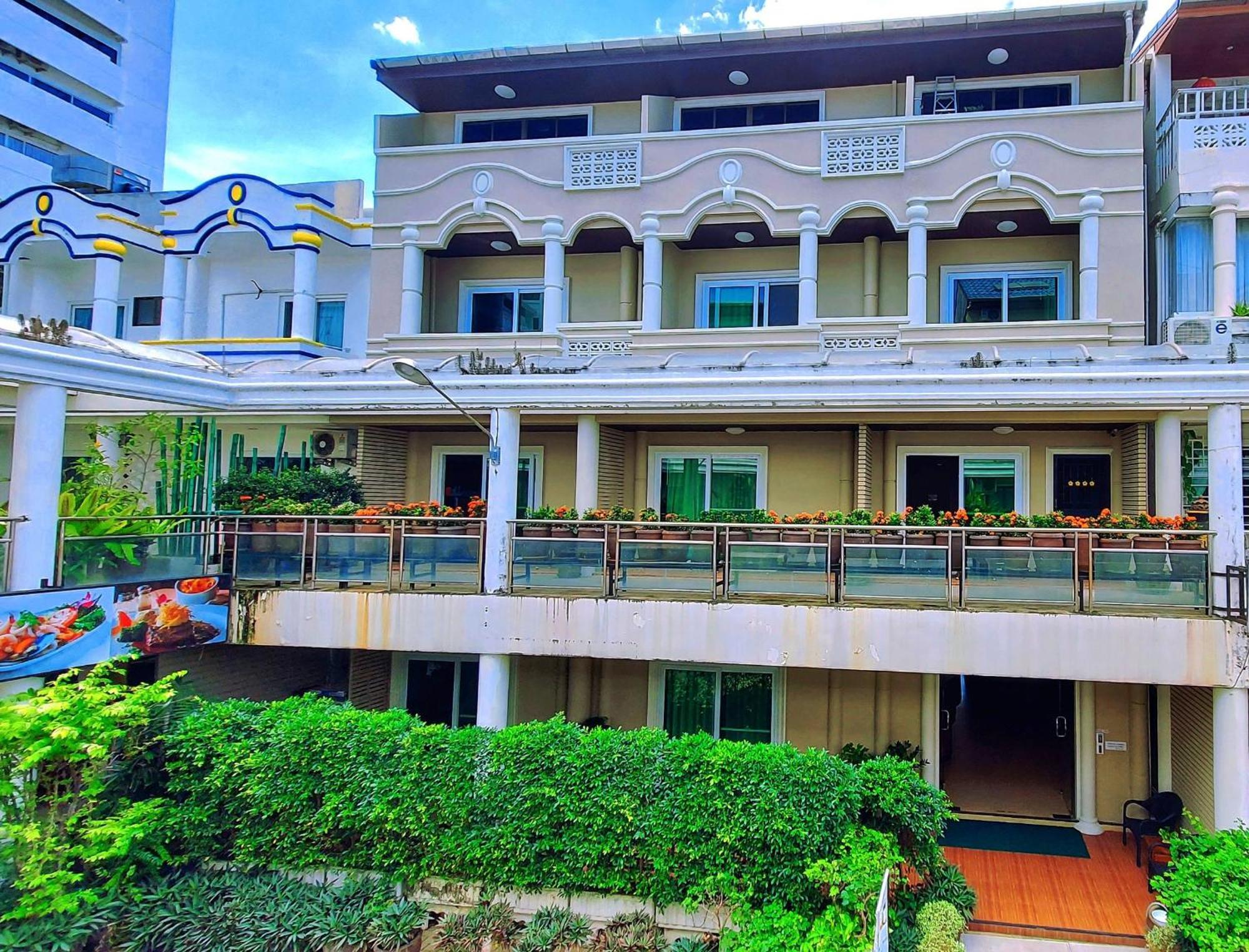 Sawasdee Apartment Patong Exterior foto